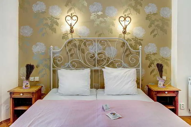 6 Continents Apartments By Adrez Prague Czech Republic