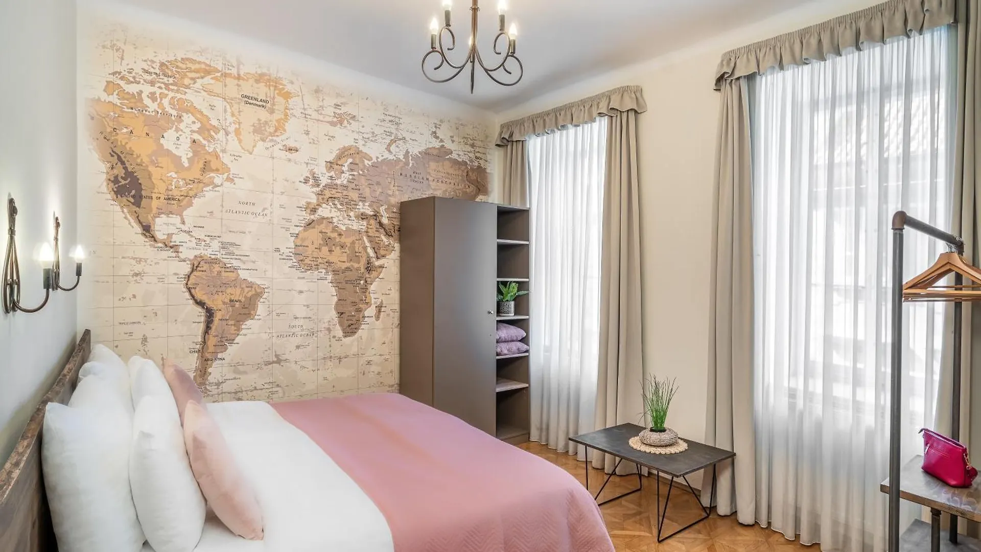 6 Continents Apartments By Adrez Prague