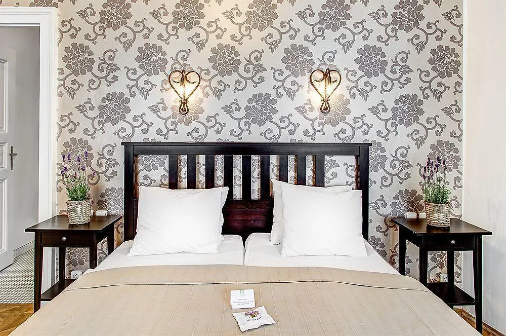 6 Continents Apartments By Adrez Prague