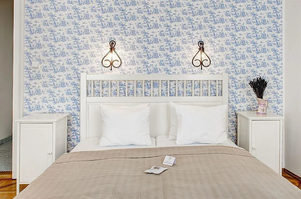 6 Continents Apartments By Adrez Prague