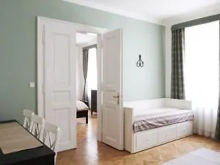6 Continents Apartments By Adrez Prague