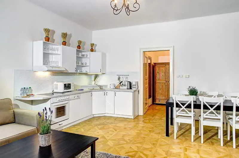 6 Continents Apartments By Adrez Prague