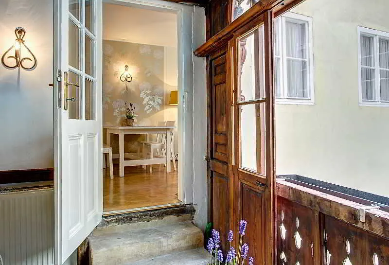 6 Continents Apartments By Adrez Prague