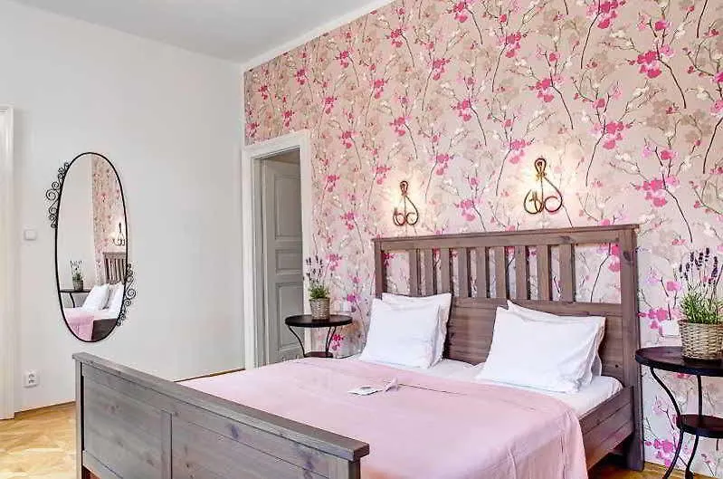 6 Continents Apartments By Adrez Prague